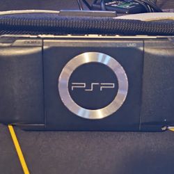 PSP 1000 - 64gb w/ games, charger and case
