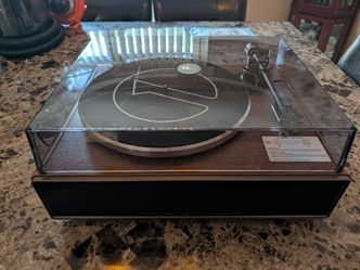 1 BY ONE AT-3600L Record player