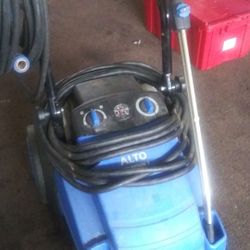 High pressure washer