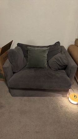 Love seat