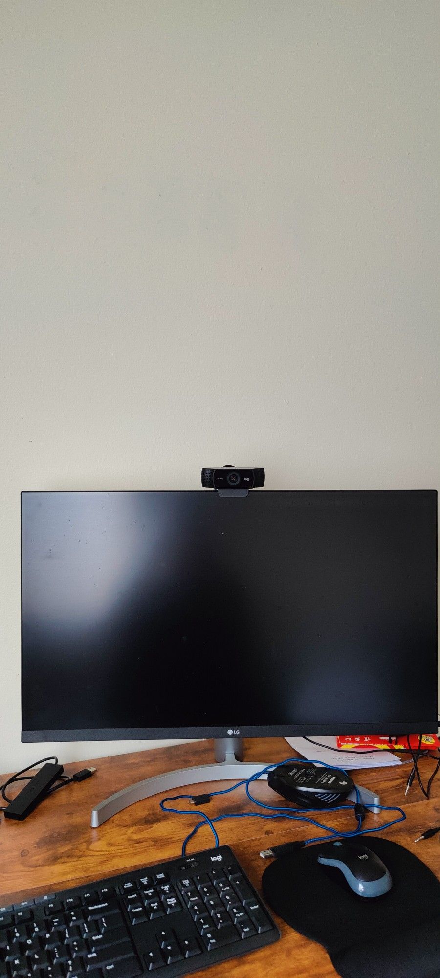 LG Monitor