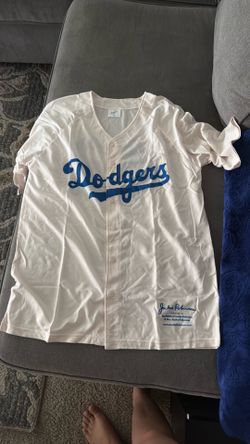 dodger giveaway shirt