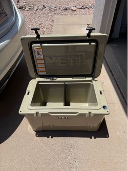Yeti Tundra 45 Cooler