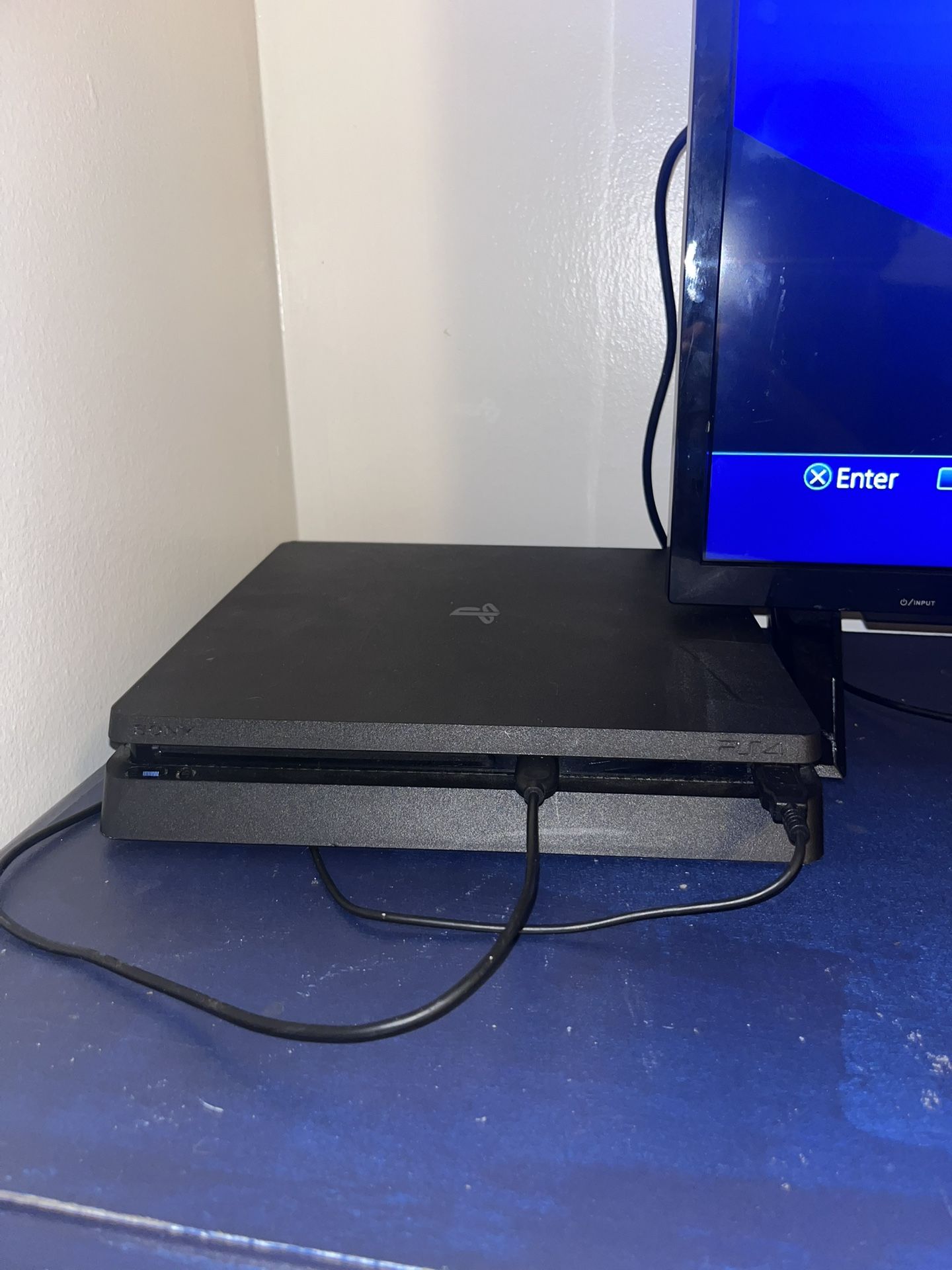 *BRAND NEW* Ps4 pri