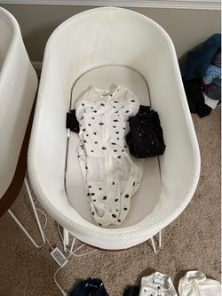 Pre-Owned Snoo - Like New