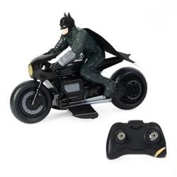 DC Comics The Batman Batcycle RC with Batman Rider