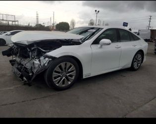 2022 Toyota mirai for parts only