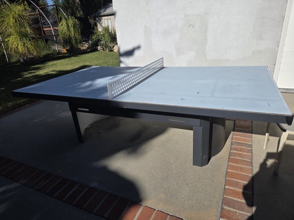 Outdoor Ping Pong Table