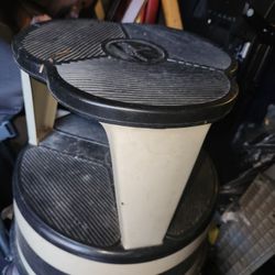 Cramer vintage white with black Kik-Step rolling step stool stable non slip 350 lbs

Cramer Kik-Step rolling step stool