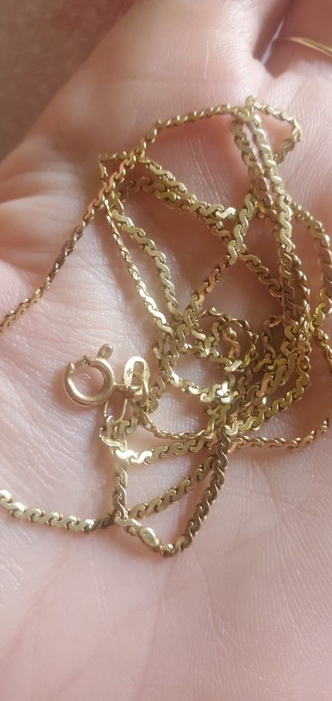 14k Gold Chain Necklace Weight 4.5g