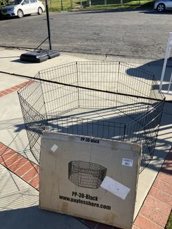 Metal Animal Enclosure