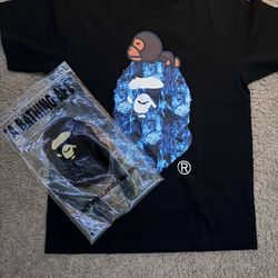 Black and Blue bape T-Shirt medium
