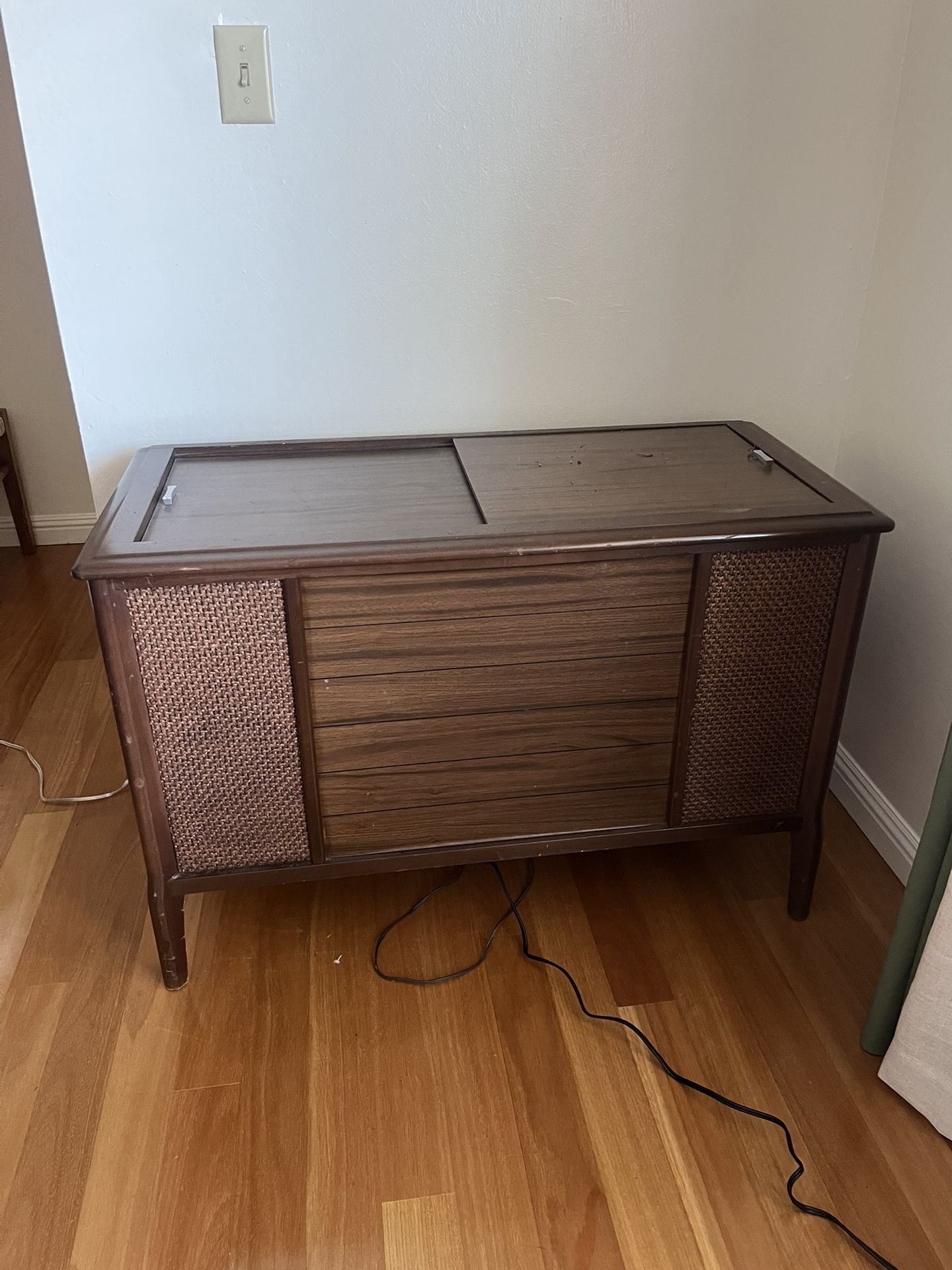 RCA Victor Stereo Cabinet