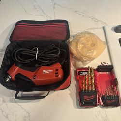 Milwaukee Heavy Duty Close Quarter Drill New With Buffer And Sanding Accessories $100