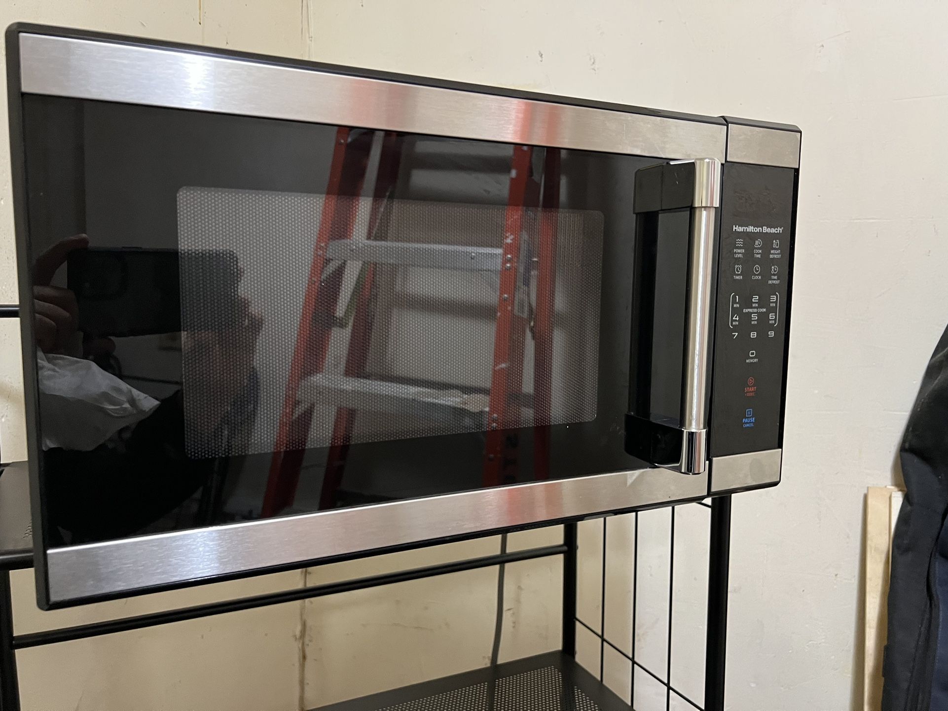 Brand Hamilton Beach Hamilton Beach Watts 1000 Volume capacity 1.1 cu ft