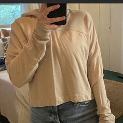 Lululemon Cropped Sweatshirt