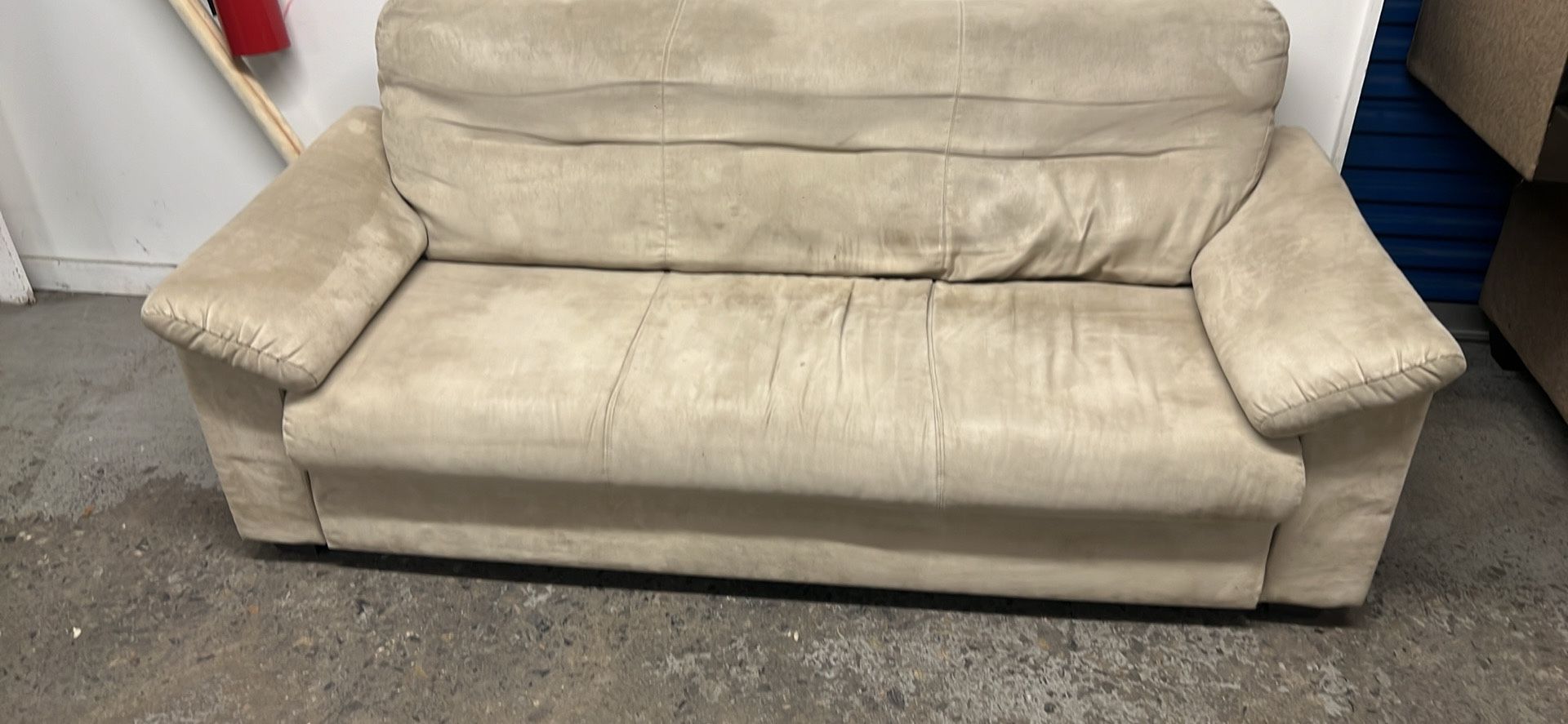 Strong sofa