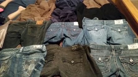 Lot of name brand jeans size 29 and 30