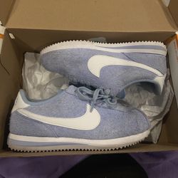 Nike Cortez