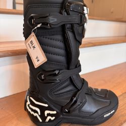 Brand New Fox Youth Comp MX Boots Y4