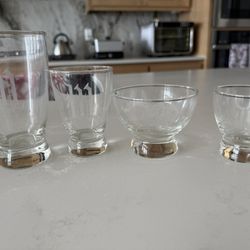 W Glasses Set 