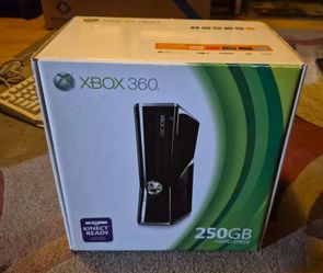 Microsoft Xbox 360 S 250GB Console Bundle w/ Controller, Headset, Manuals, Games