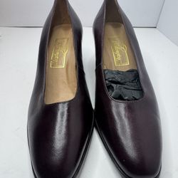 Worthington 'Dianne' Burgundy Leather Pumps Women's Size 6.5M