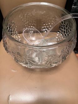 Clear Glass Punch Bowl with Ladle