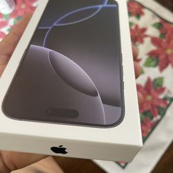 iPhone 16 Pro Max 512GB (Unlocked) – Like New