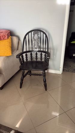 Black Woden Chair