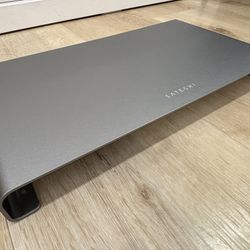 Satechi Monitor Stand