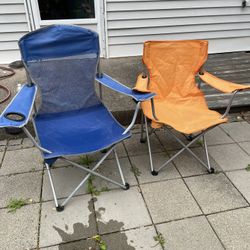 2 Outdoor Chairs 