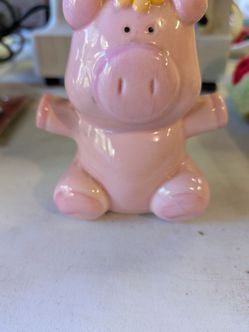 Vintage pink piggy bank