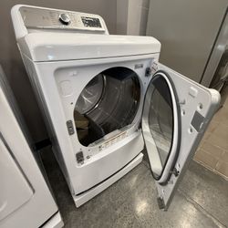 GAS DRYER 