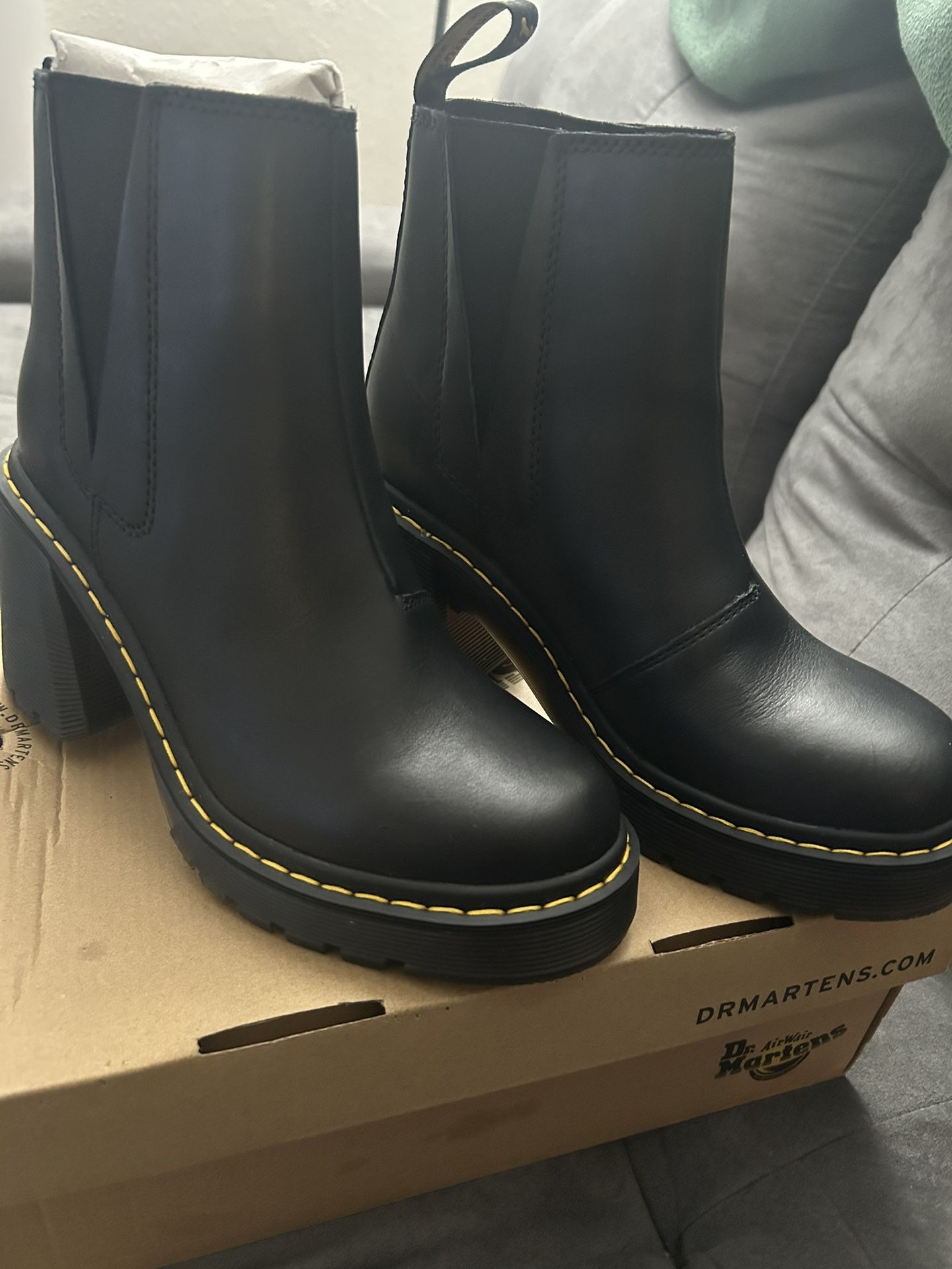 Boots - Dr. Martens