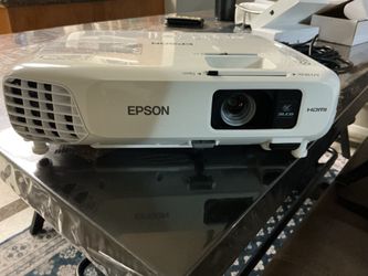 Epson EX3220 SVGA 3LCD Projector