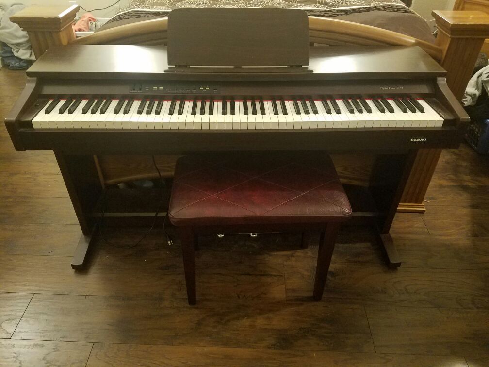Suzuki digital piano HP-75
