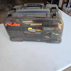 Fishing Trout Bass Croppie Shad Tackle Box