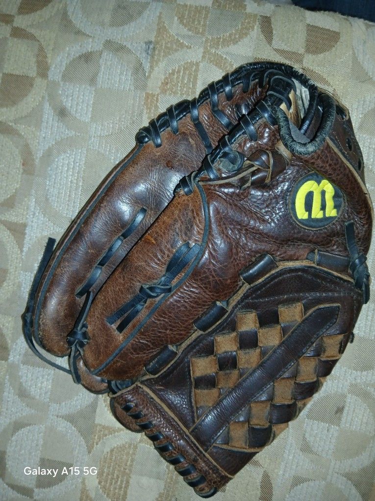 Leather Softball Glove