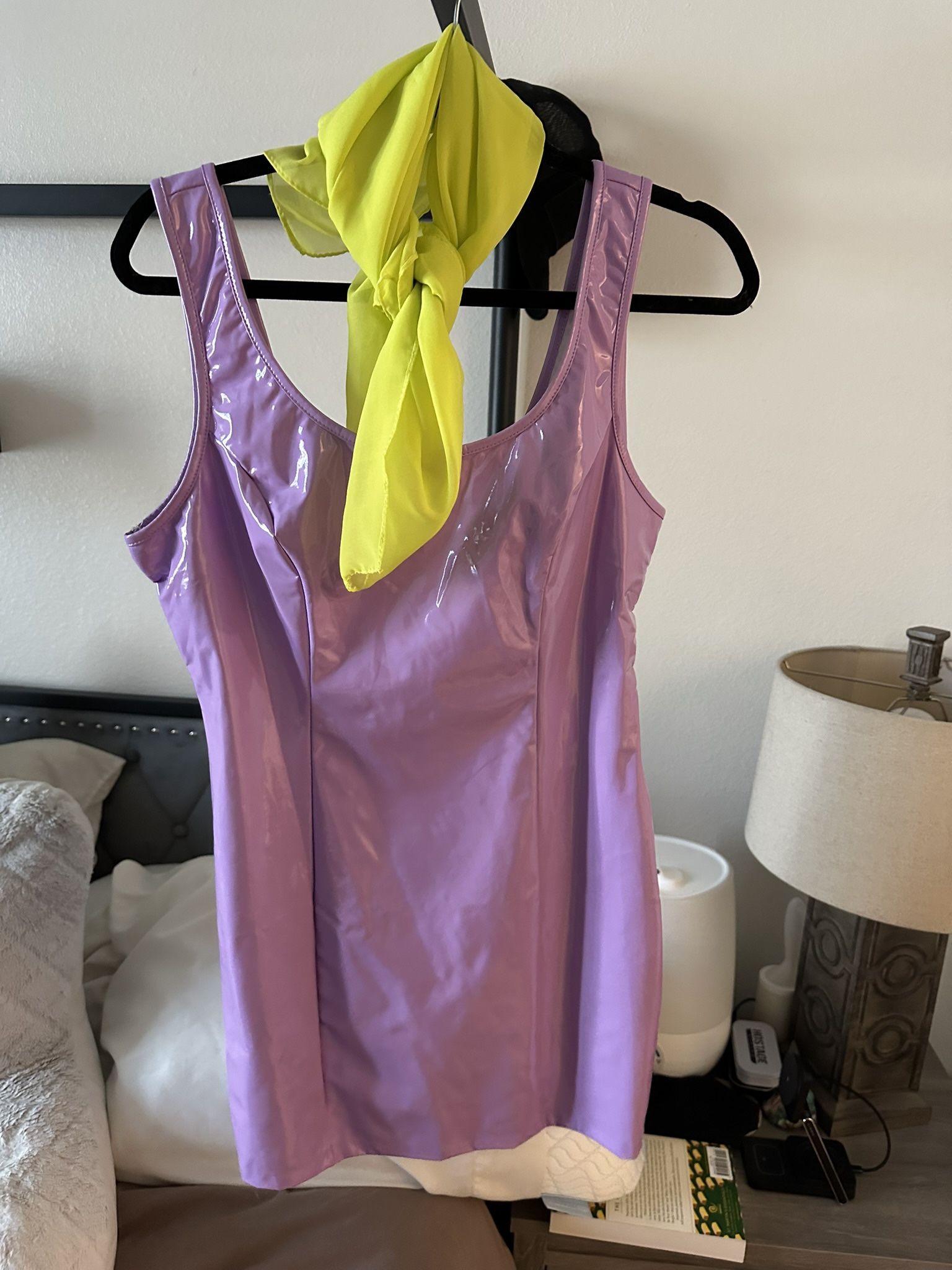 Costume