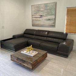 Modani Leather Sectional Sofa