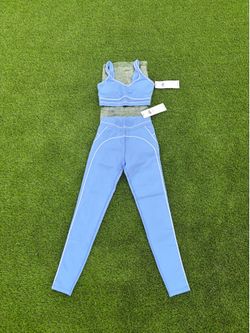 Alo Yoga Women’s Set Light Blue Small