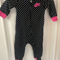 6 Month Nike Baby Sleeper 