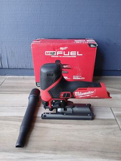 JIGSAW MILWAUKEE M12 TOOL ONLY 