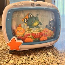 Baby Einstein Crib Light
