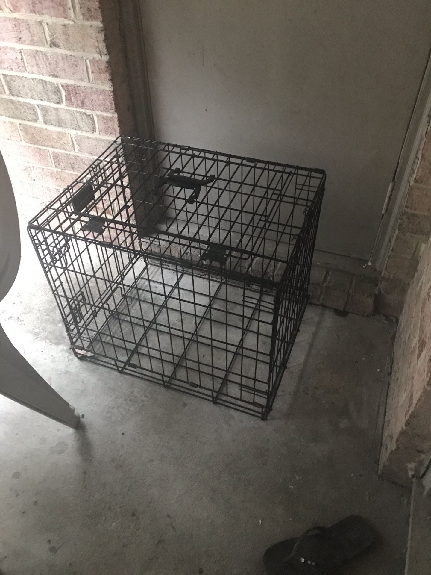 Small dog kennel