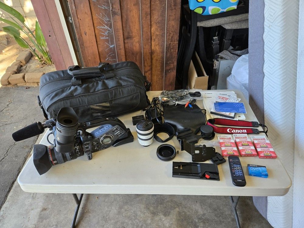 Vintage Canon XL H1 Video Camcorder Bundle