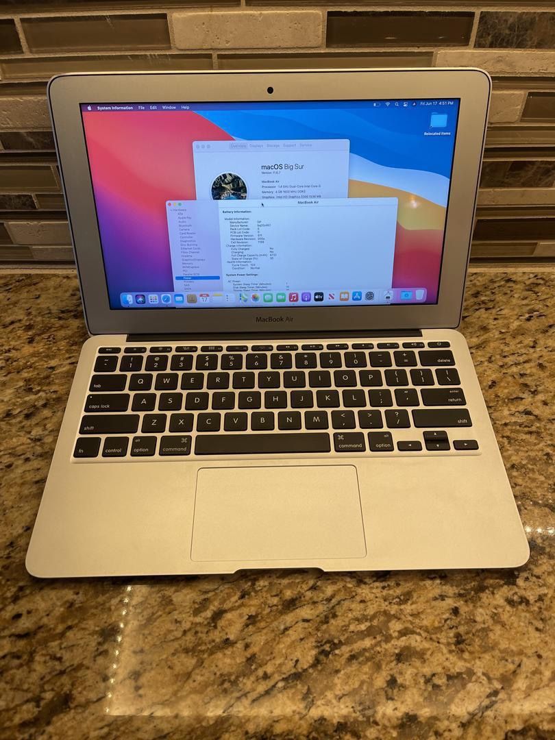 Macbook Air 11" 128SSD i5 Processor