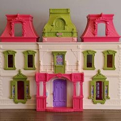 Fisher Price Loving Family Dream Dollhouse  2012 Lights & Sounds