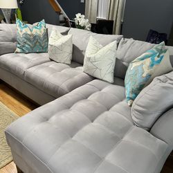 Raymour Flanagan Sectional 